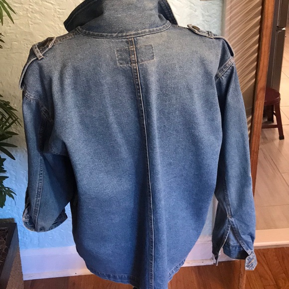 Jean jacket - Picture 5 of 6